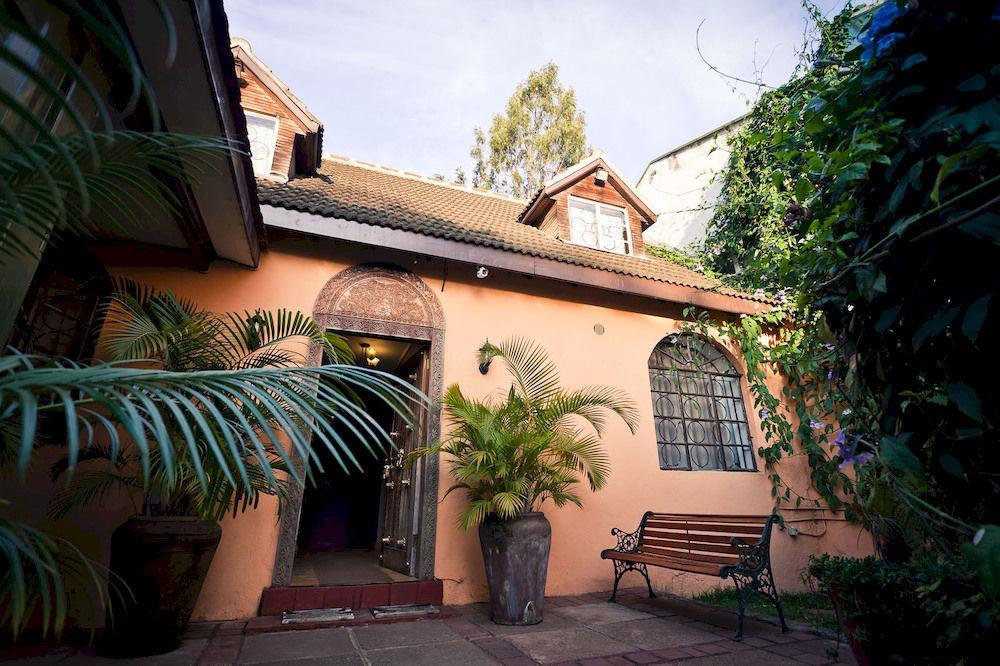 Godials Bed & Breakfast Ναϊρόμπι Εξωτερικό φωτογραφία