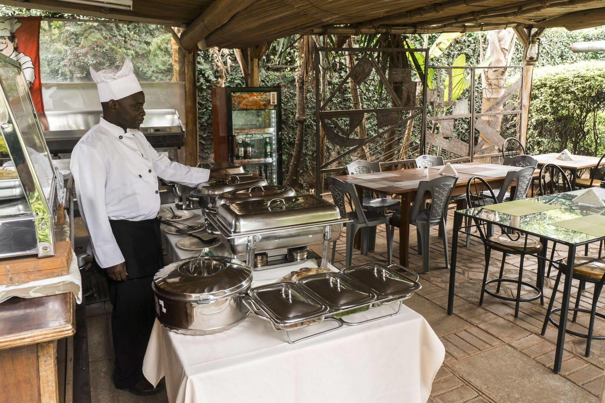 Godials Bed & Breakfast Ναϊρόμπι Εξωτερικό φωτογραφία