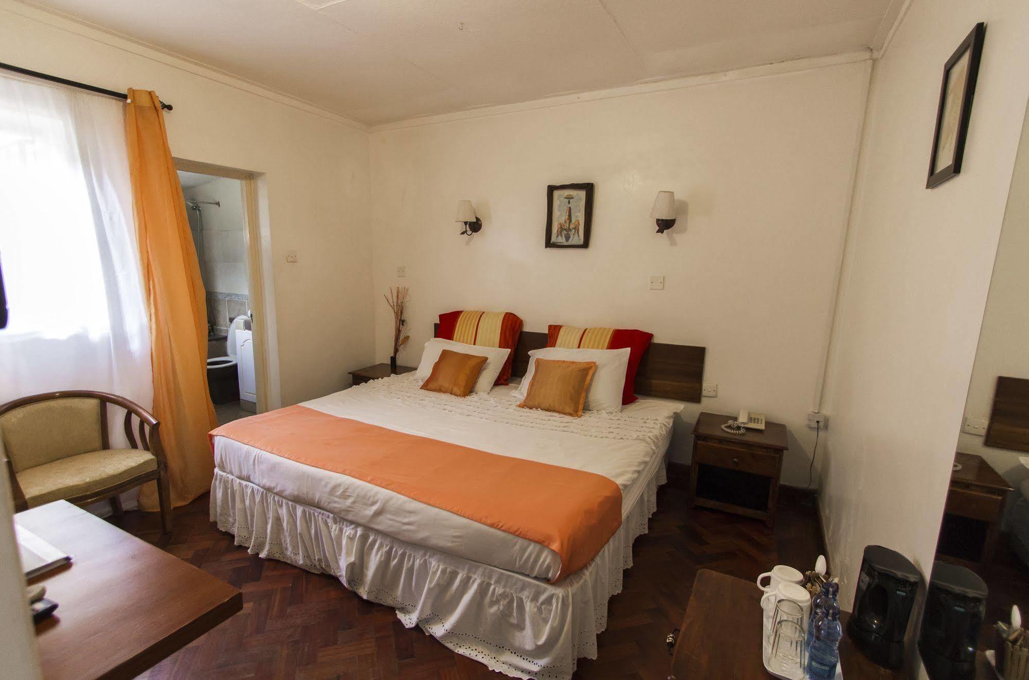 Godials Bed & Breakfast Ναϊρόμπι Εξωτερικό φωτογραφία