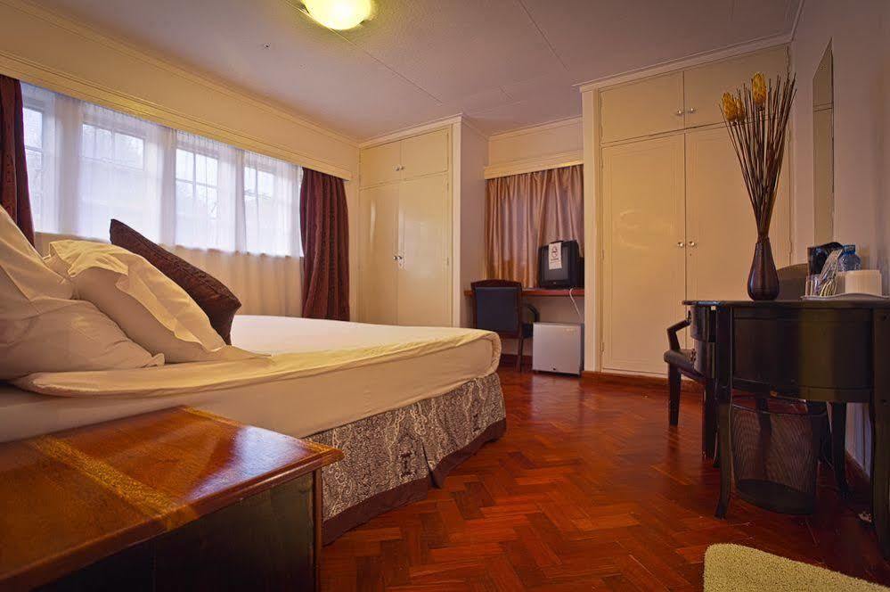 Godials Bed & Breakfast Ναϊρόμπι Εξωτερικό φωτογραφία