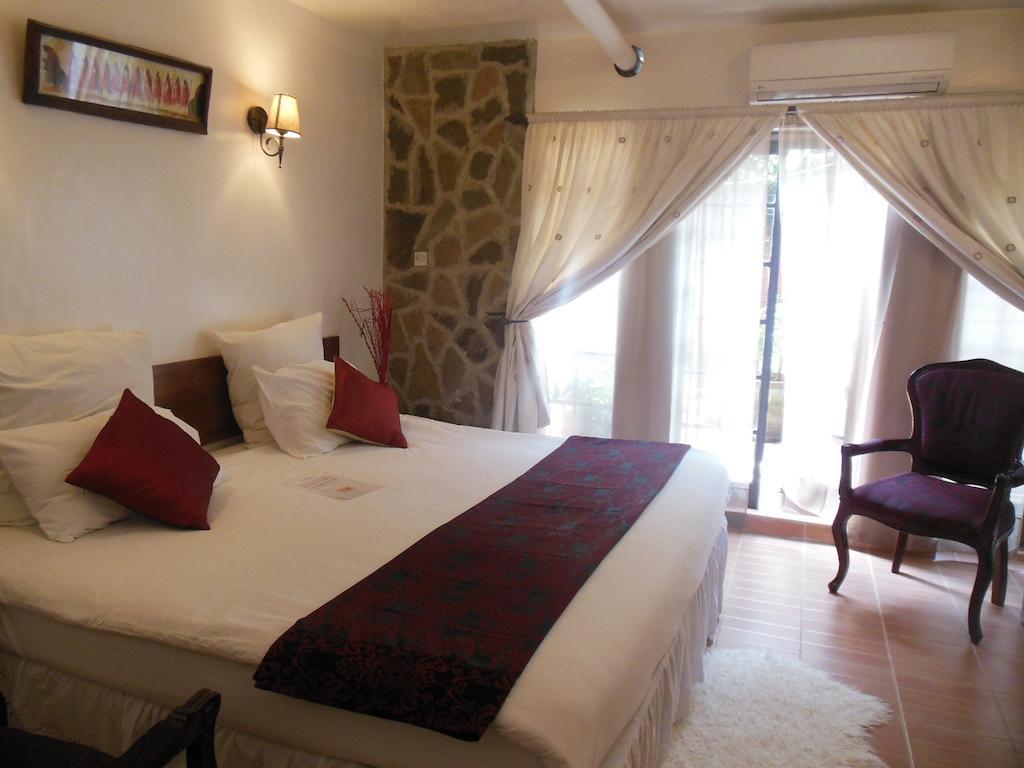 Godials Bed & Breakfast Ναϊρόμπι Δωμάτιο φωτογραφία